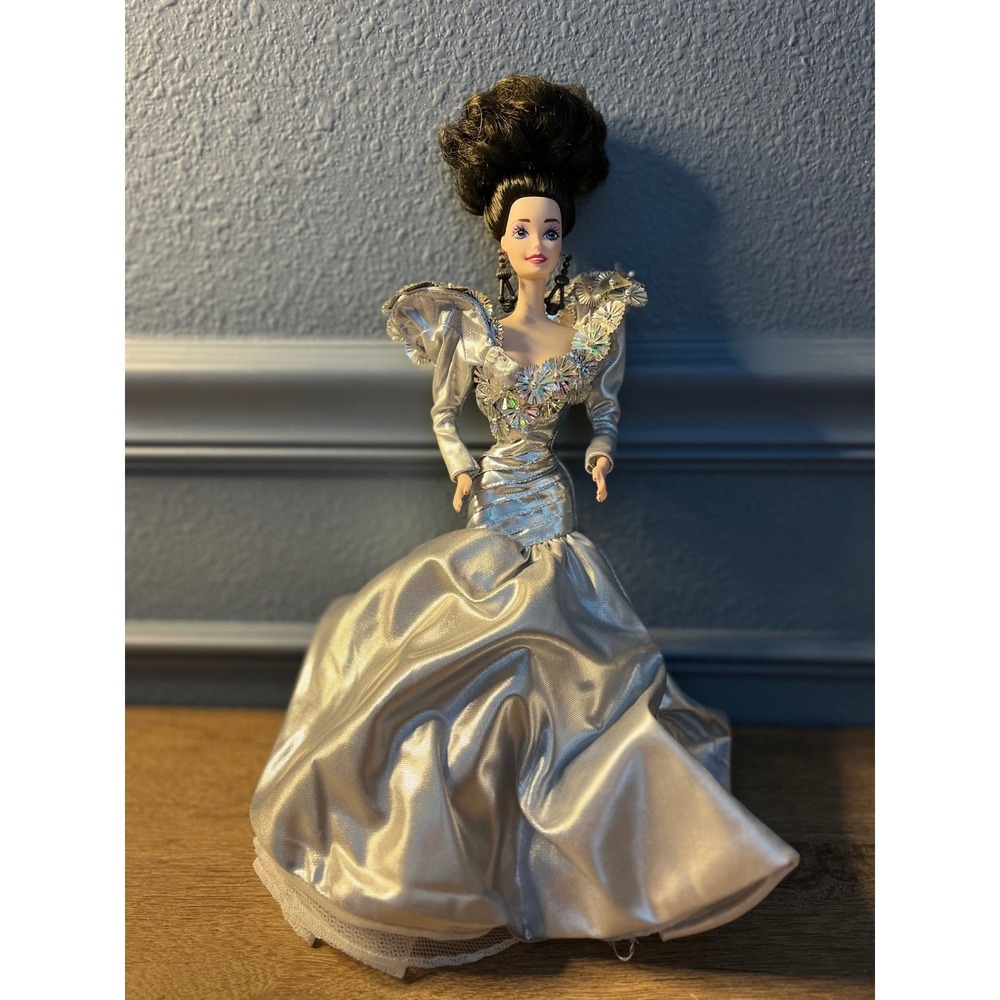 Sparkling Silver Ball Gown Barbie Doll New In Box Collectible Porcelain